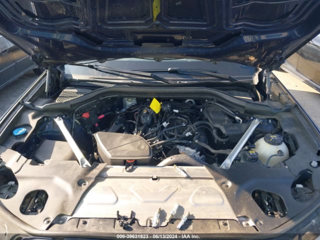 2019 BMW X3 5UXTR9C57KLE18296 Photo 9