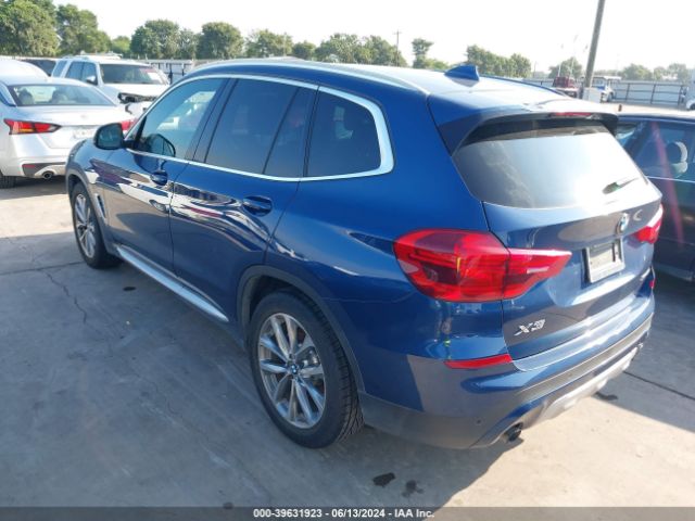 2019 BMW X3 5UXTR9C57KLE18296 Photo 2