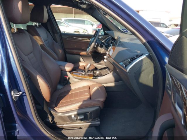 2019 BMW X3 5UXTR9C57KLE18296 Photo 4