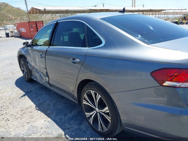 1VWSA7A38NC000371 Volkswagen Passat 2.0t Se
