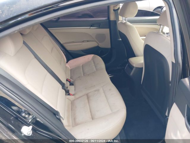 KMHD74LF5HU358974 Hyundai ELANTRA SE