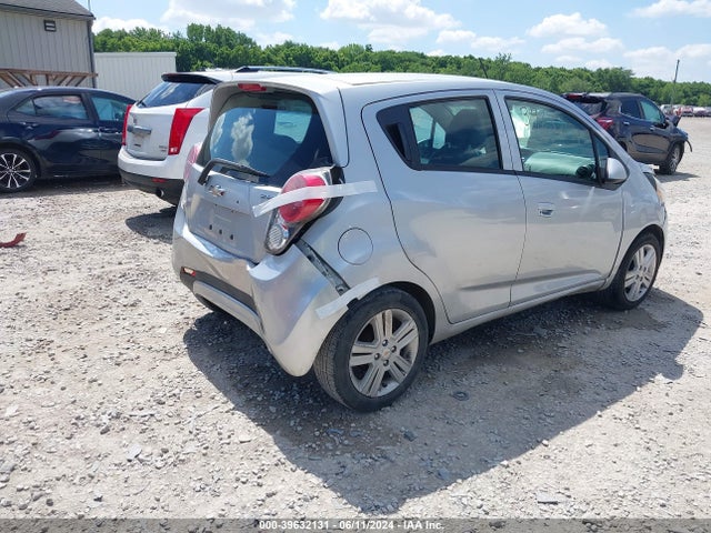 Chevrolet Spark 1lt Auto 2014 KL8CD6S97EC496199 Image 4