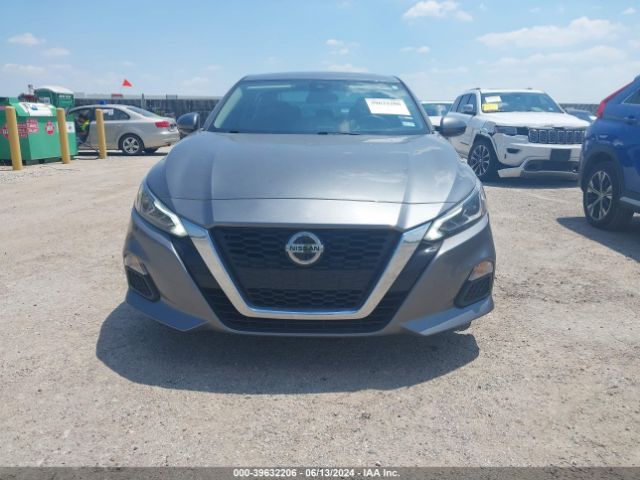 1N4BL4DW2NN408456 Nissan Altima Sv Intelligent Awd
