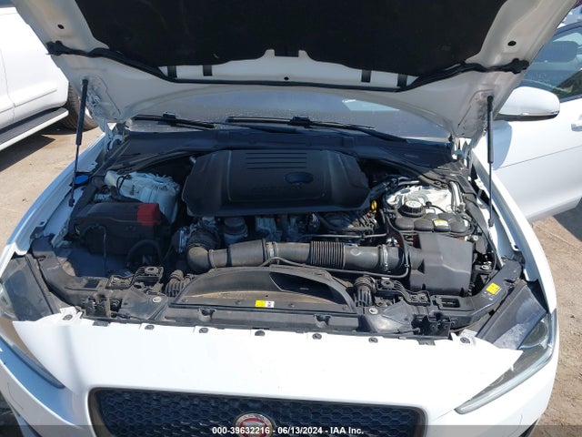 2017 JAGUAR XE SAJAF4BN9HA956507 Photo 9