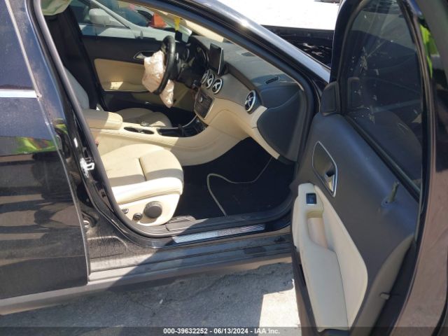 WDCTG4EB4GJ203790 Mercedes-Benz GLA 250