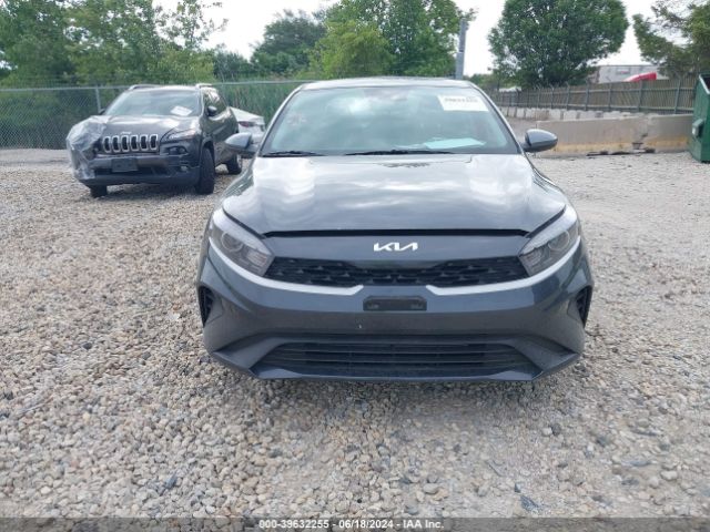 3KPF24AD6RE704916 KIA Forte Lxs