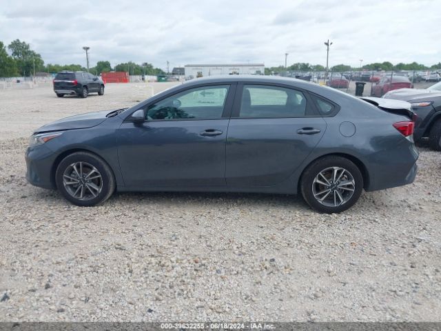 3KPF24AD6RE704916 KIA Forte Lxs
