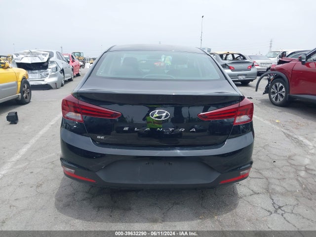 Hyundai ELANTRA SE 2020 5NPD74LF9LH550387 Image 16