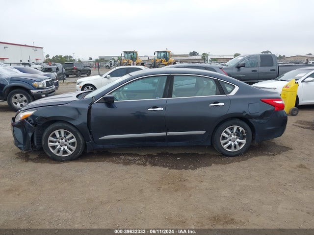 Nissan Altima 2.5 S 2016 1N4AL3AP2GC127145 Image 14