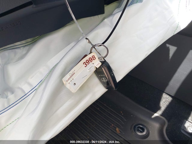 Toyota Rav4 Xle 2024 2T3W1RFV2RC263728 Image 11