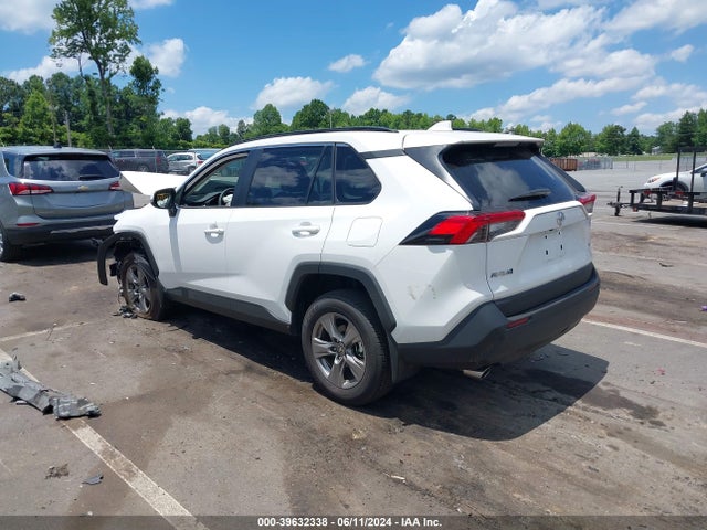 Toyota Rav4 Xle 2024 2T3W1RFV2RC263728 Image 3