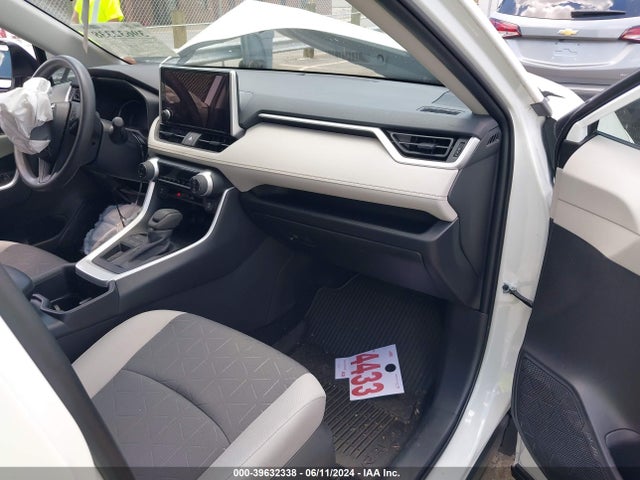 Toyota Rav4 Xle 2024 2T3W1RFV2RC263728 Image 5