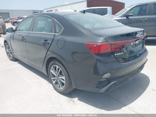 KIA Forte Lxs 2023 3KPF24AD6PE675995 Image 3