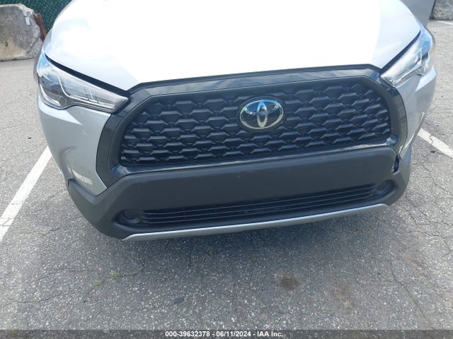 Toyota Corolla Cross Le 2022 7MUCAAAG5NV019164 Image 6