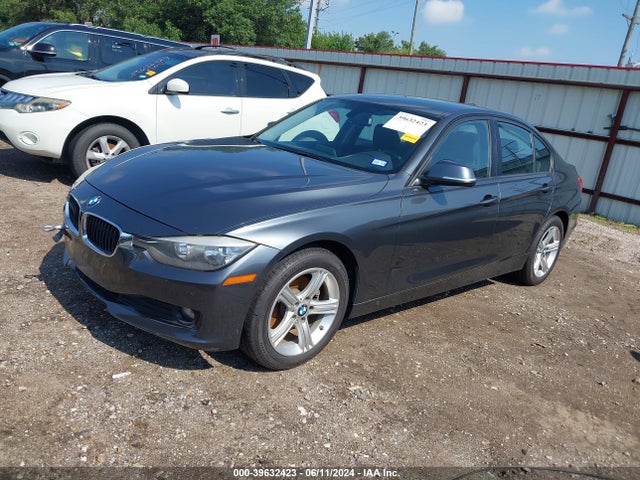 WBA3B1G5XFNT01883 BMW 320i
