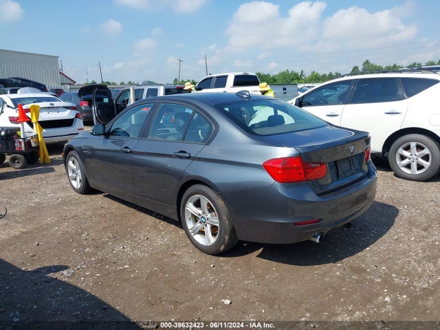 WBA3B1G5XFNT01883 BMW 320i