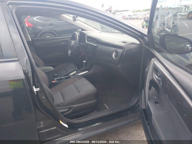 Toyota COROLLA LE 2018 2T1BURHE8JC973359 Image 5