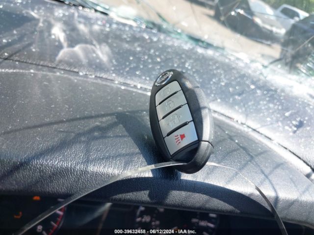 5N1DR2MM0JC648496 Nissan Pathfinder Sv