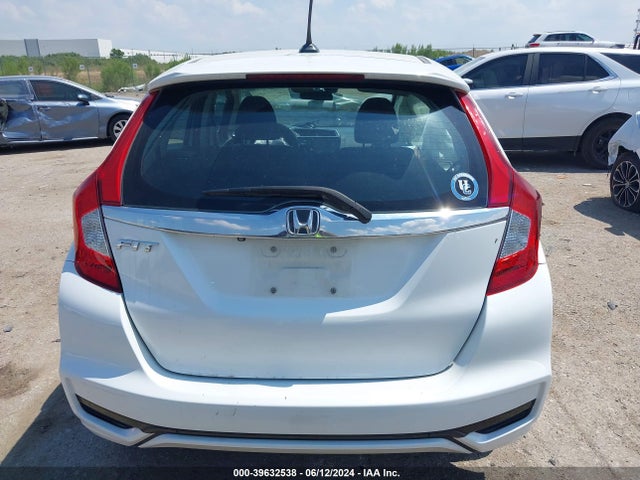 Honda FIT EX 2018 3HGGK5H84JM704511 Image 16