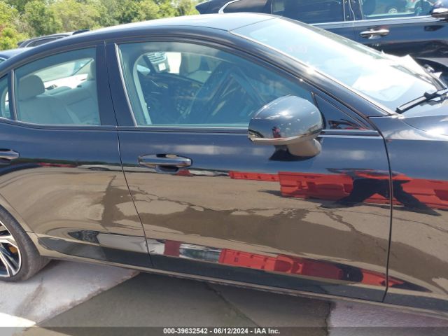 7JRL12TKXRG282396 Volvo S60 B5 Core Dark Theme