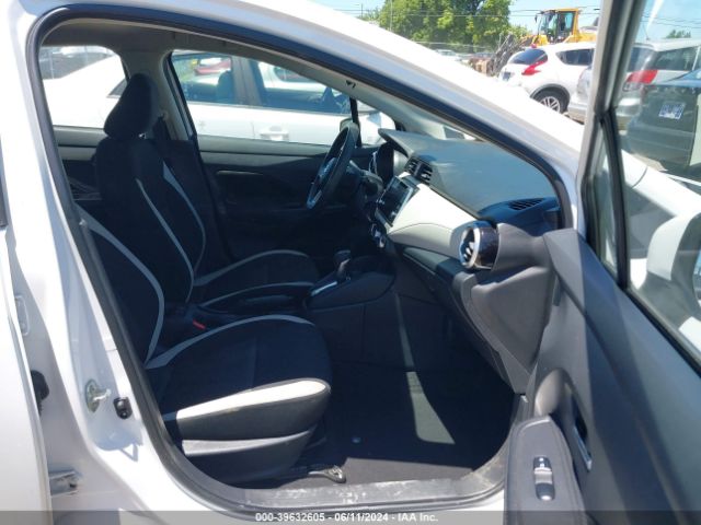 3N1CN8EV5ML881582 Nissan Versa Sv Xtronic Cvt