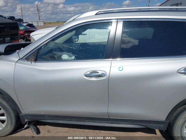 JN8AT2MT5LW035196 Nissan Rogue S Fwd