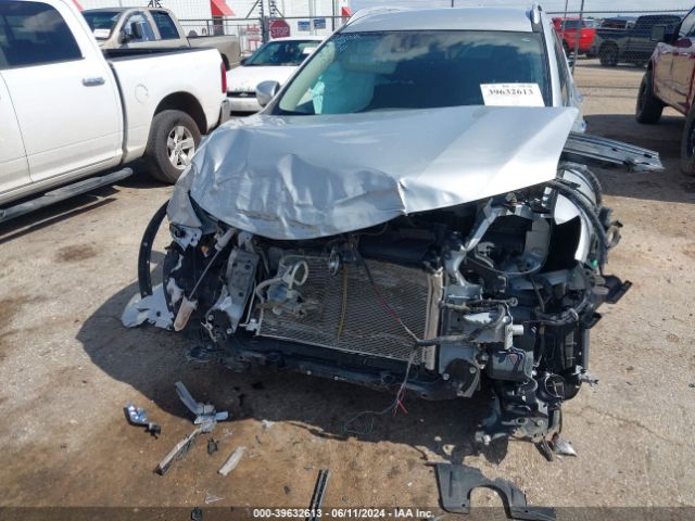 JN8AT2MT5LW035196 Nissan Rogue S Fwd