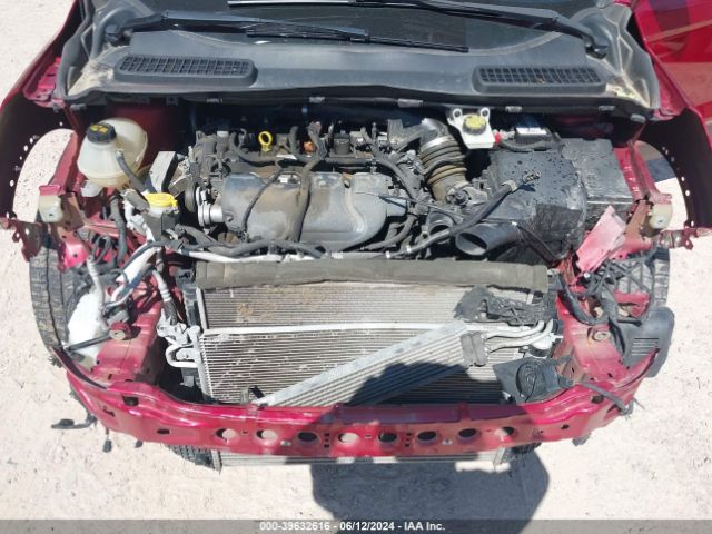 1FMCU9J94HUE69319 Ford Escape Titanium
