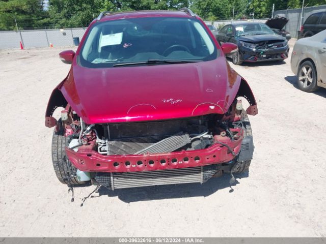 1FMCU9J94HUE69319 Ford Escape Titanium