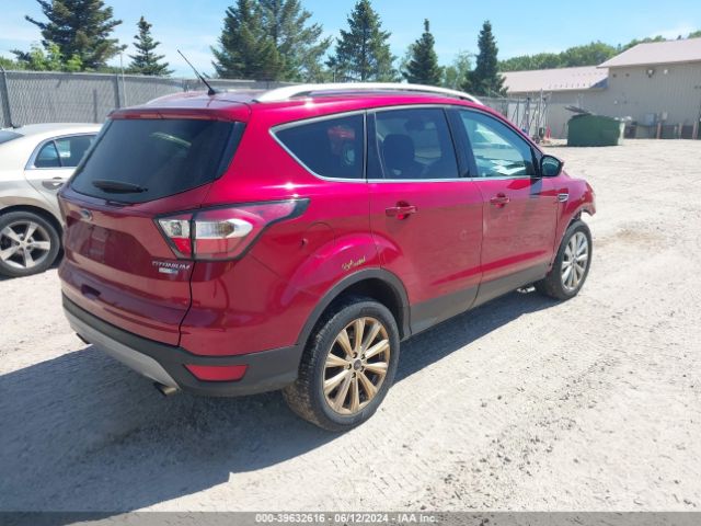 1FMCU9J94HUE69319 Ford Escape Titanium