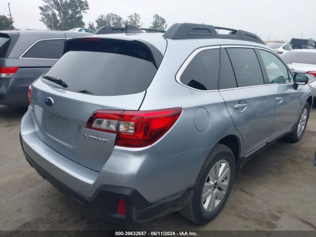 4S4BSAFC5K3316369 Subaru Outback 2.5i Premium