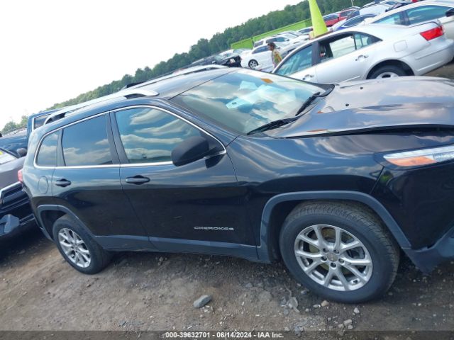 1C4PJLCB9FW694722 Jeep Cherokee Latitude