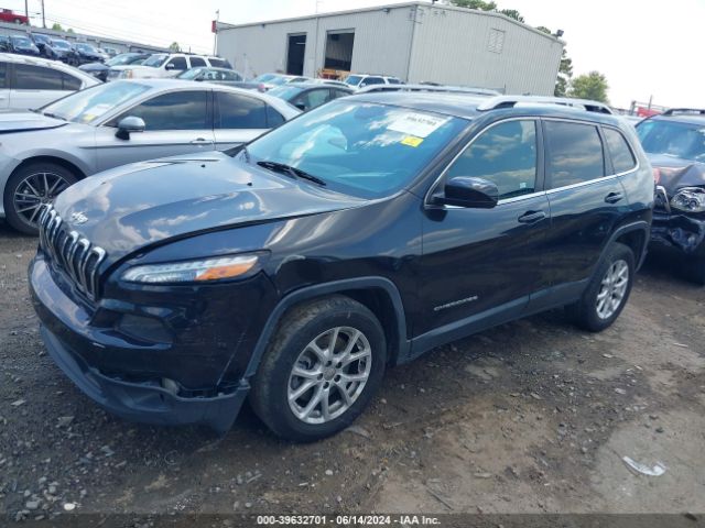 1C4PJLCB9FW694722 Jeep Cherokee Latitude