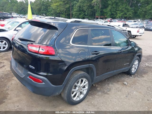 1C4PJLCB9FW694722 Jeep Cherokee Latitude