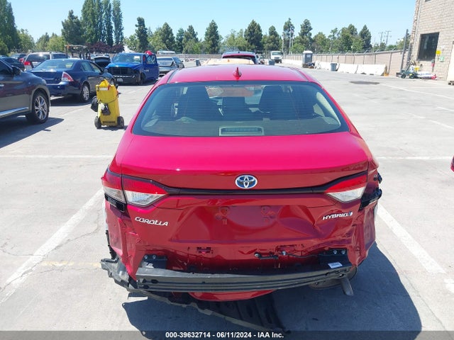 Toyota Corolla Hybrid Le 2021 JTDEAMDE8MJ023669 Image 17