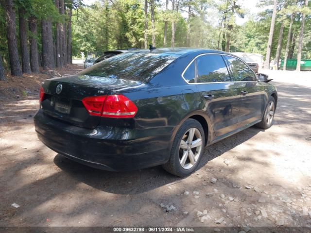1VWAT7A32FC116270 Volkswagen Passat 1.8t Limited Edition