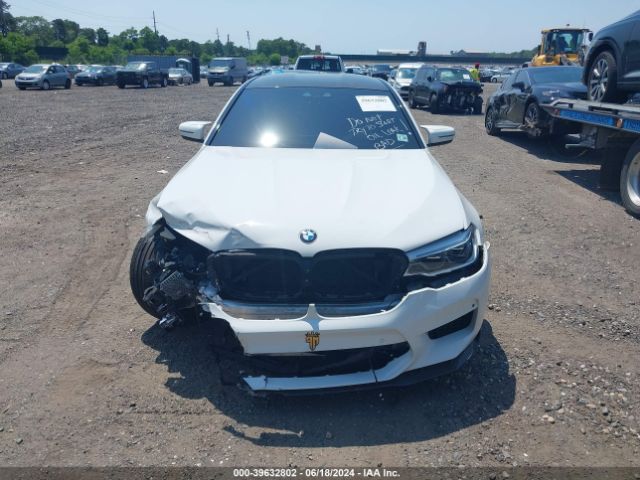WBSJF0C50KB447681 BMW M5