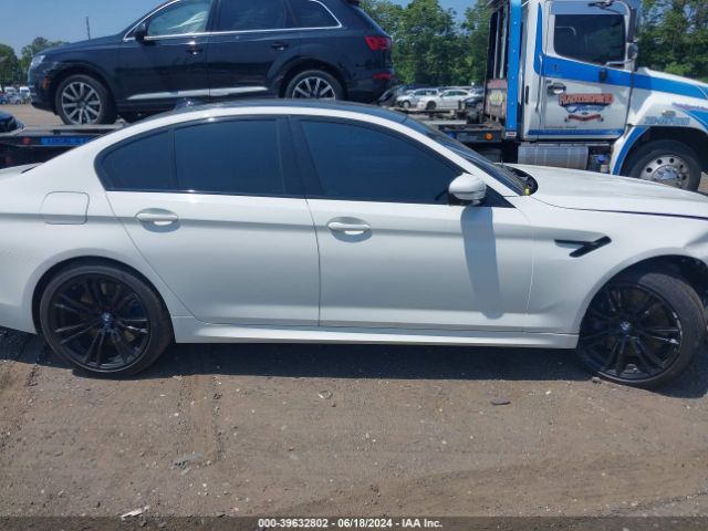 WBSJF0C50KB447681 BMW M5