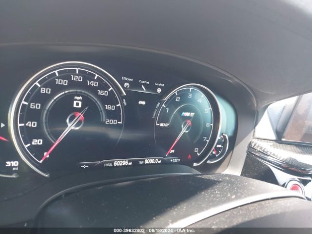WBSJF0C50KB447681 BMW M5