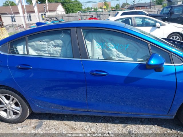 1G1BE5SMXH7146893 Chevrolet Cruze Lt Auto