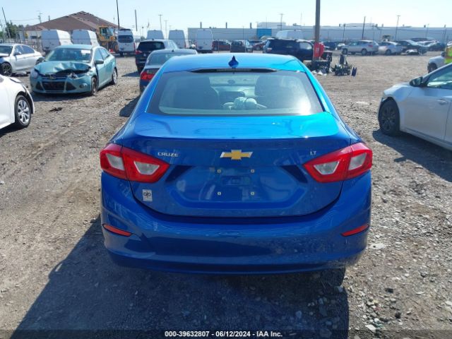 1G1BE5SMXH7146893 Chevrolet Cruze Lt Auto