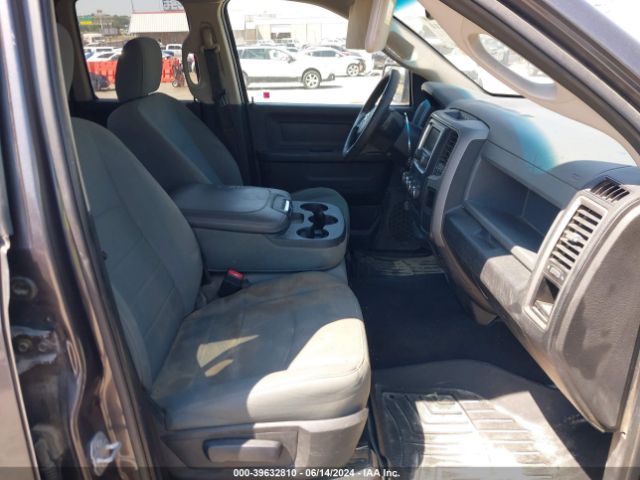 1C6RR7FG6HS597513 RAM 1500 Express Quad Cab 4x4 6'4 Box