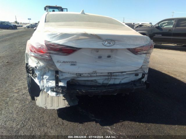 5NPD74LF8HH049840 Hyundai ELANTRA SE