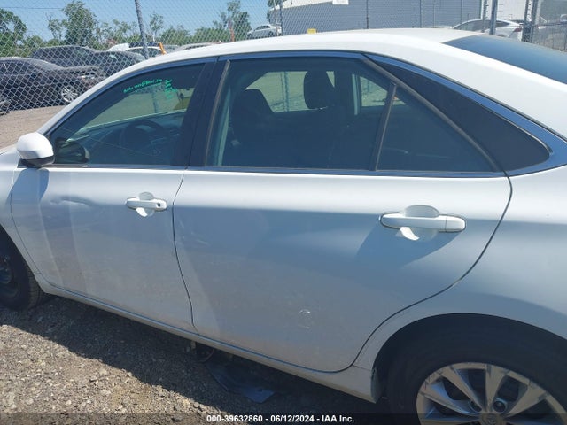 Toyota CAMRY LE 2015 4T1BF1FKXFU032747 Image 14