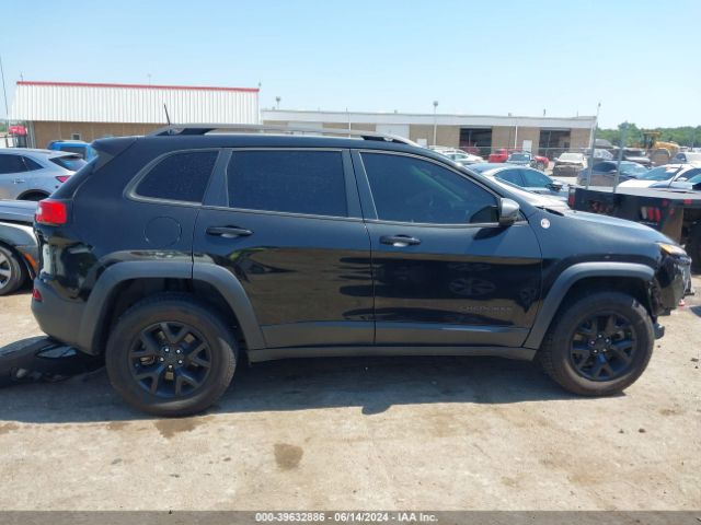 1C4PJMBS4GW277937 Jeep Cherokee Trailhawk