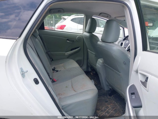 Toyota Prius Four 2015 JTDKN3DU4F0434374 Image 8