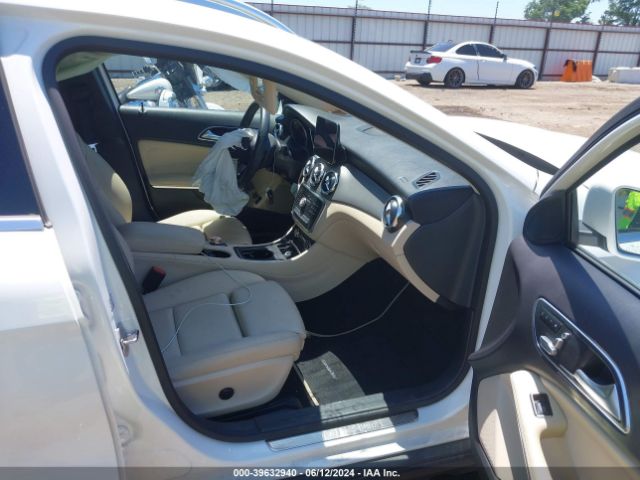 WDCTG4EB5LU023551 Mercedes-Benz GLA 250
