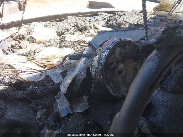 2010 MINI COOPER S WMWMF7C57ATW88544 Photo 6