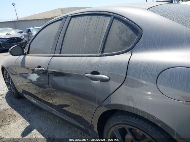 ZARFAMAN7L7634528 Alfa Romeo Giulia Rwd