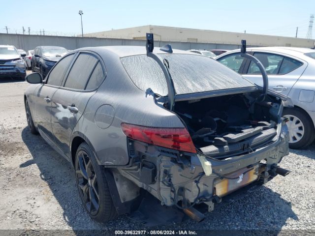 ZARFAMAN7L7634528 Alfa Romeo Giulia Rwd